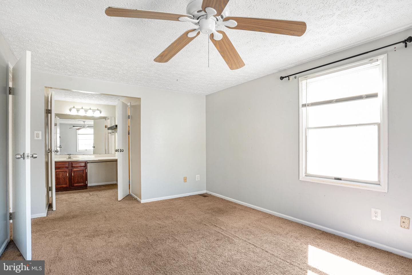 7647 Fallswood Way photo 3