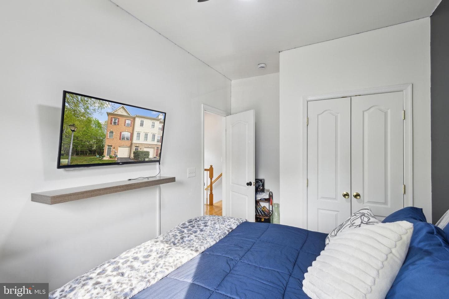 7545 Great Swan Court photo 25