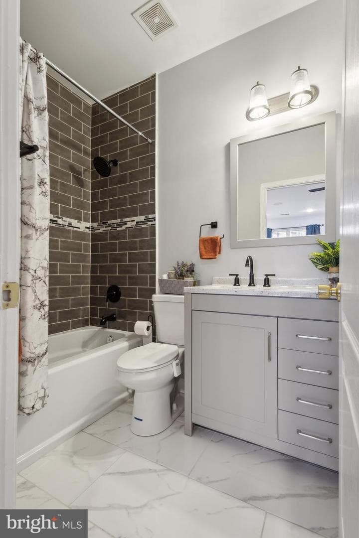 7545 Great Swan Court photo 29