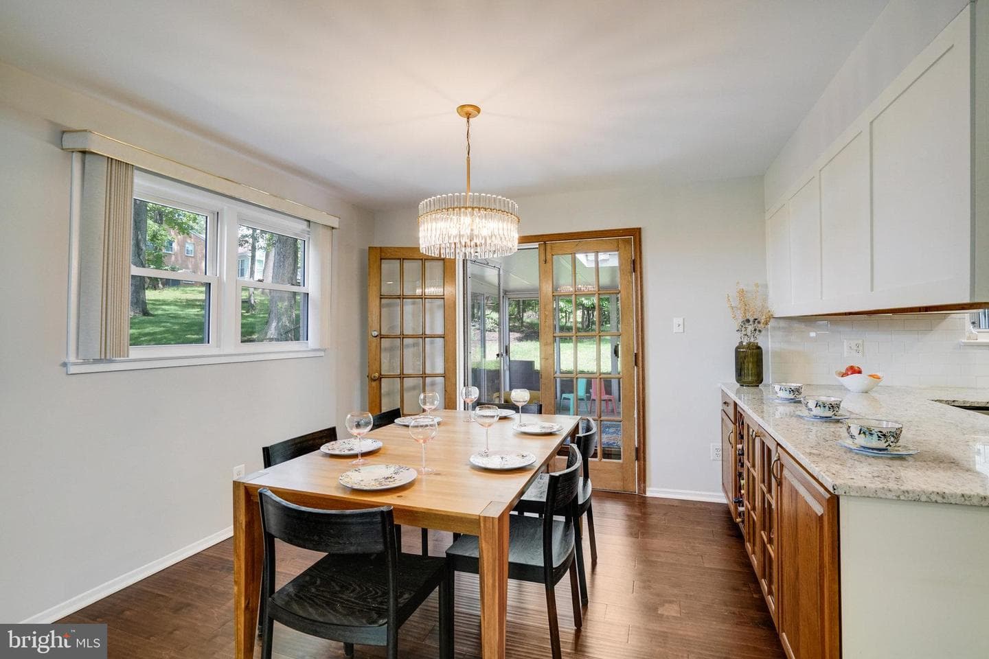 4705 Exeter Street photo 18