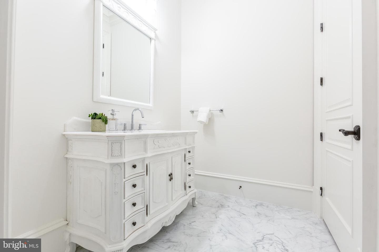 1181 Ballantrae Lane photo 40