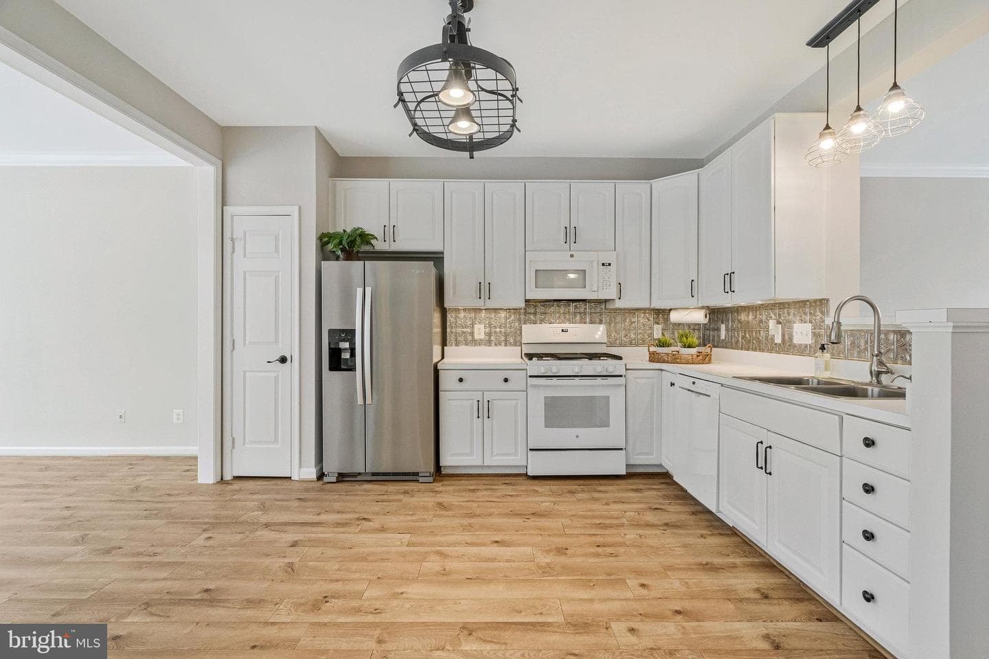 13691 Saint Johns Wood Place photo 12