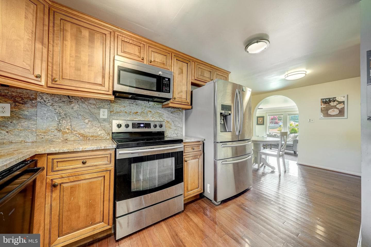 2231 Williams Avenue photo 12