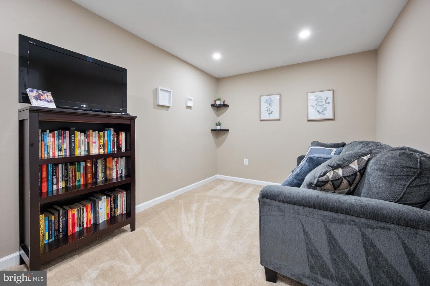 6495 Brick Hearth Court photo 25