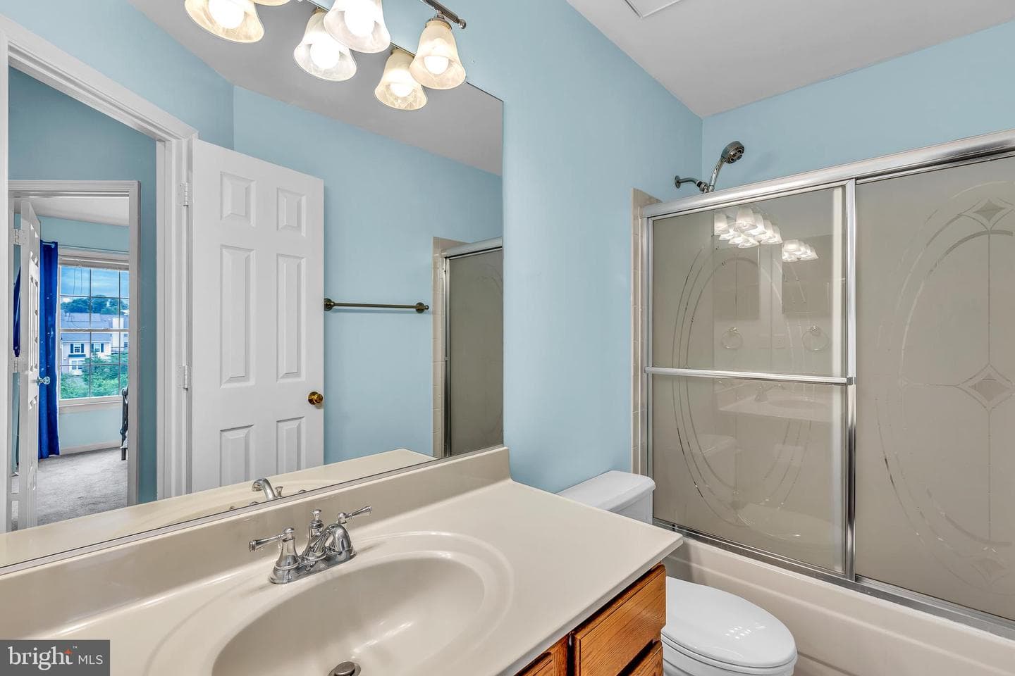 14556 Woodgate Manor Place photo 20
