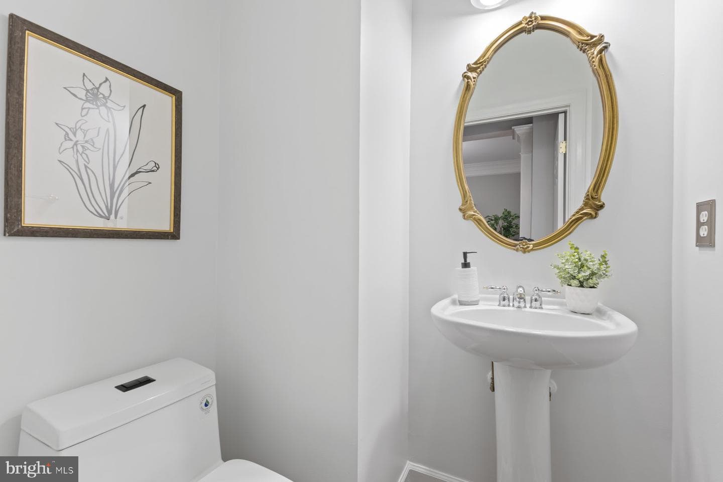 8004 Samuel Wallis Street photo 13
