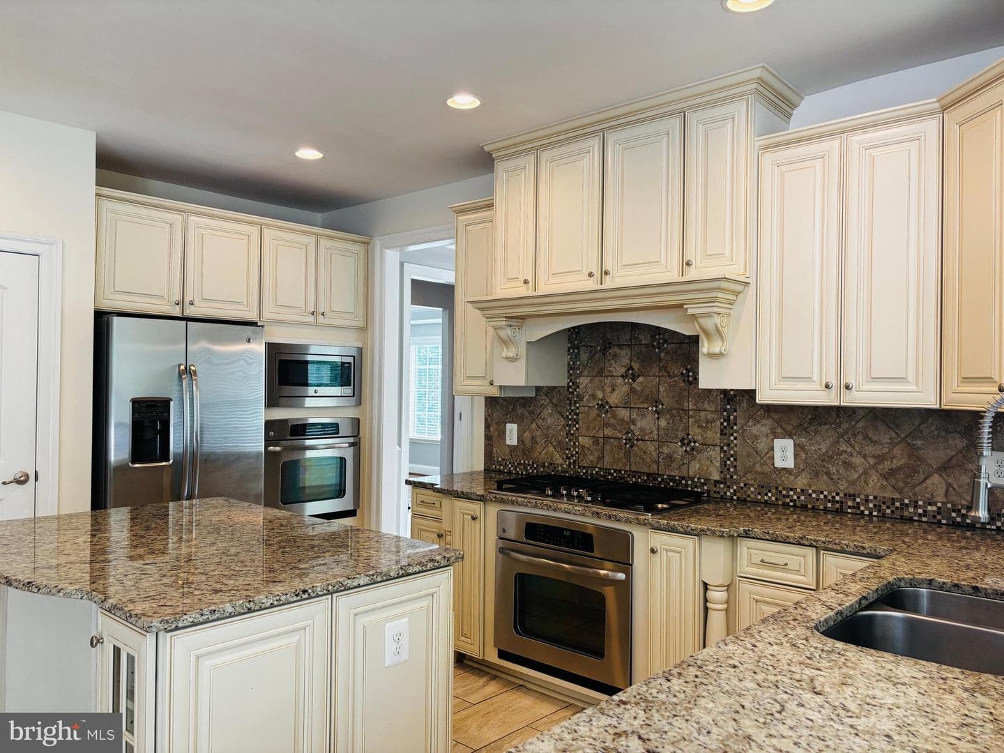 8457 Amanda Place photo 15