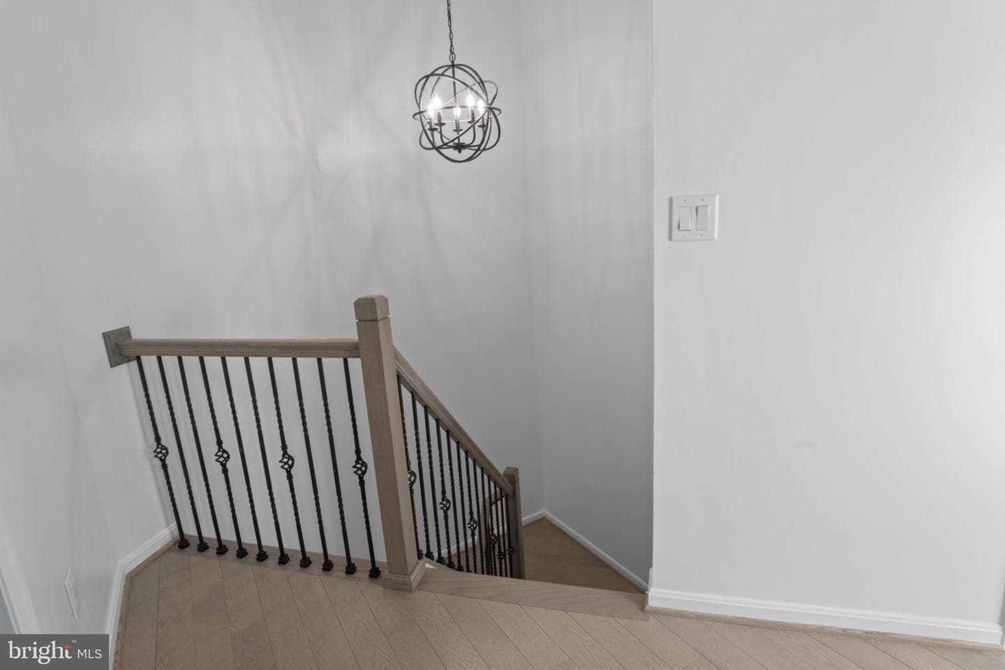 6683 Ordsall Street photo 23