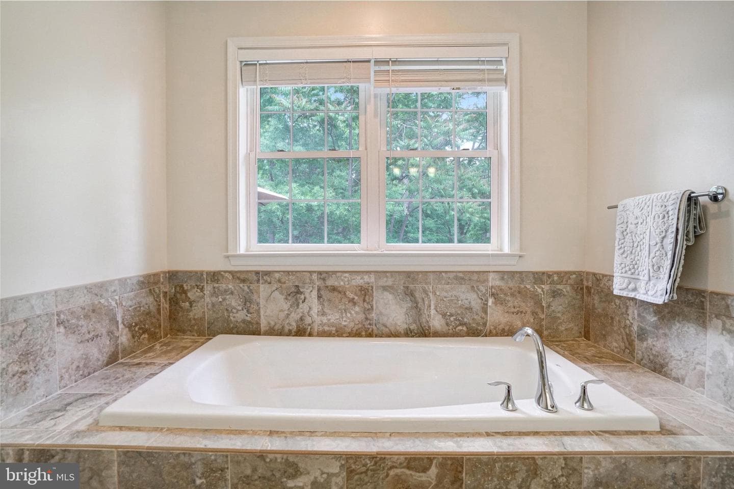 5712 Glenmullen Place photo 18