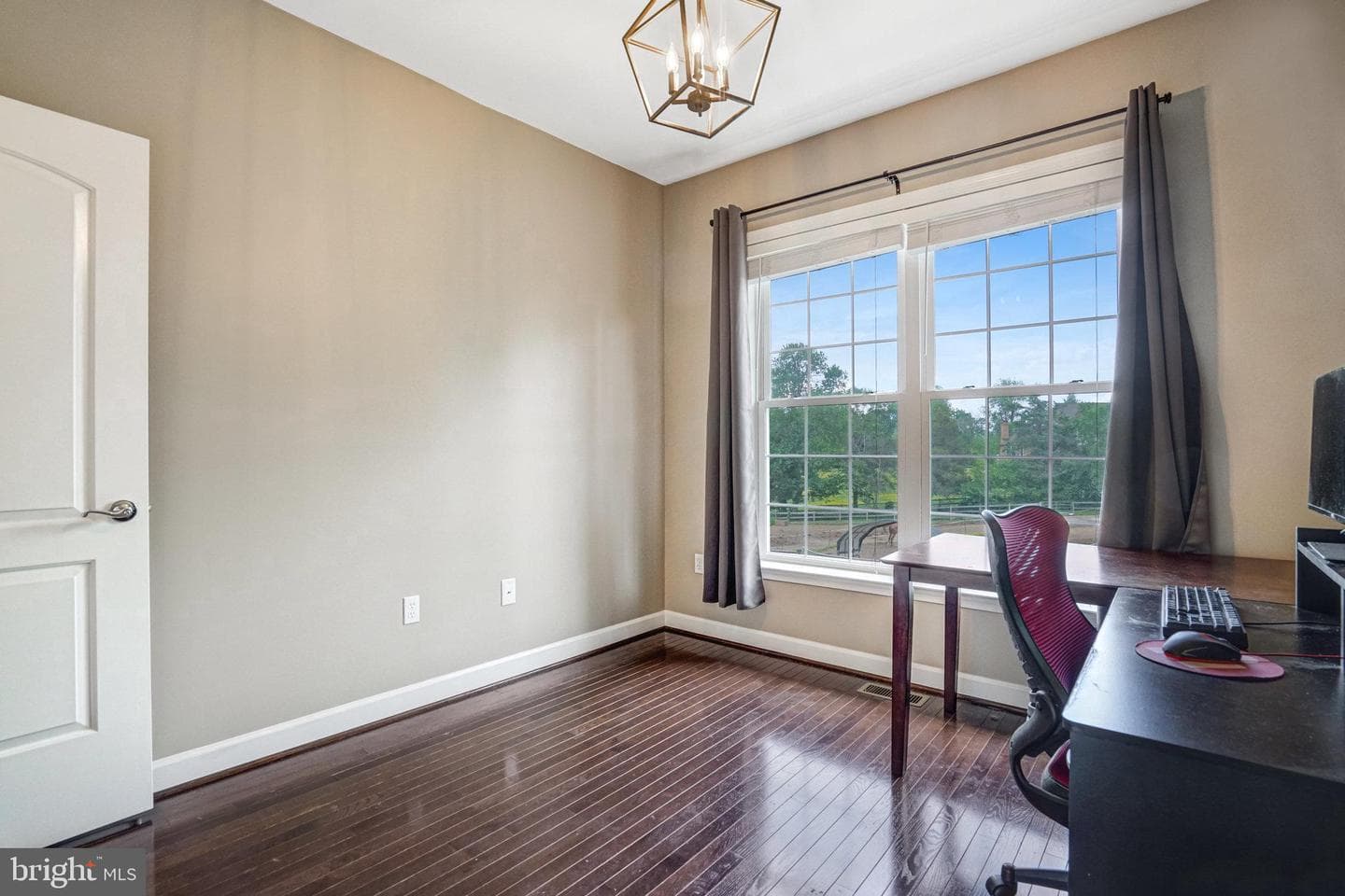 5712 Glenmullen Place photo 19