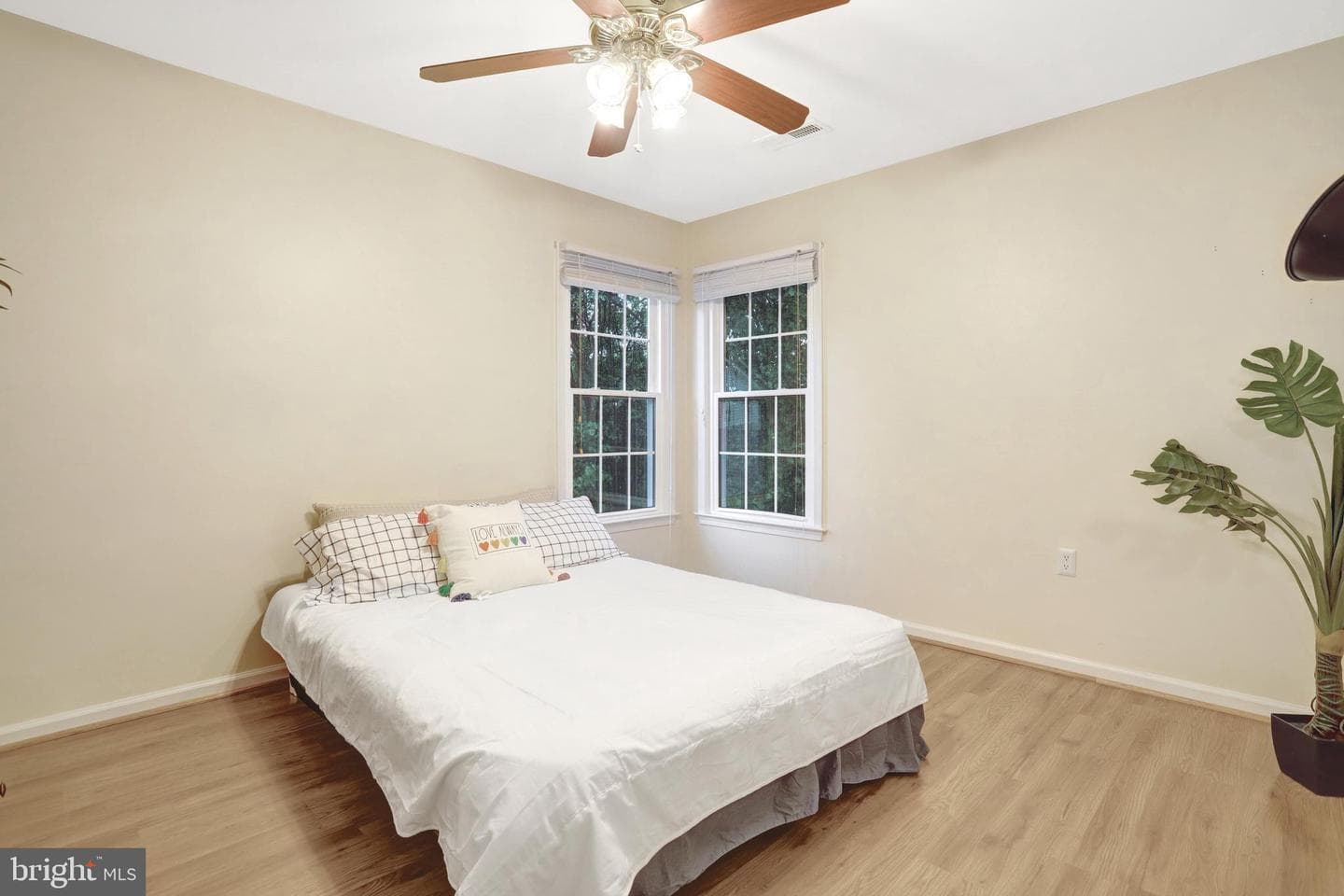 7117 Stanchion Lane photo 40
