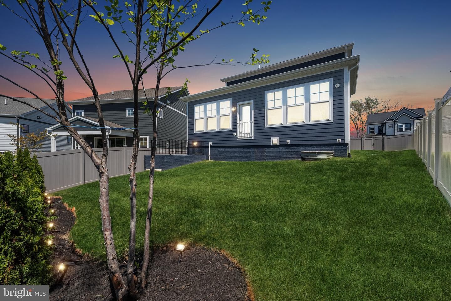 3888 Hillview Court photo 2