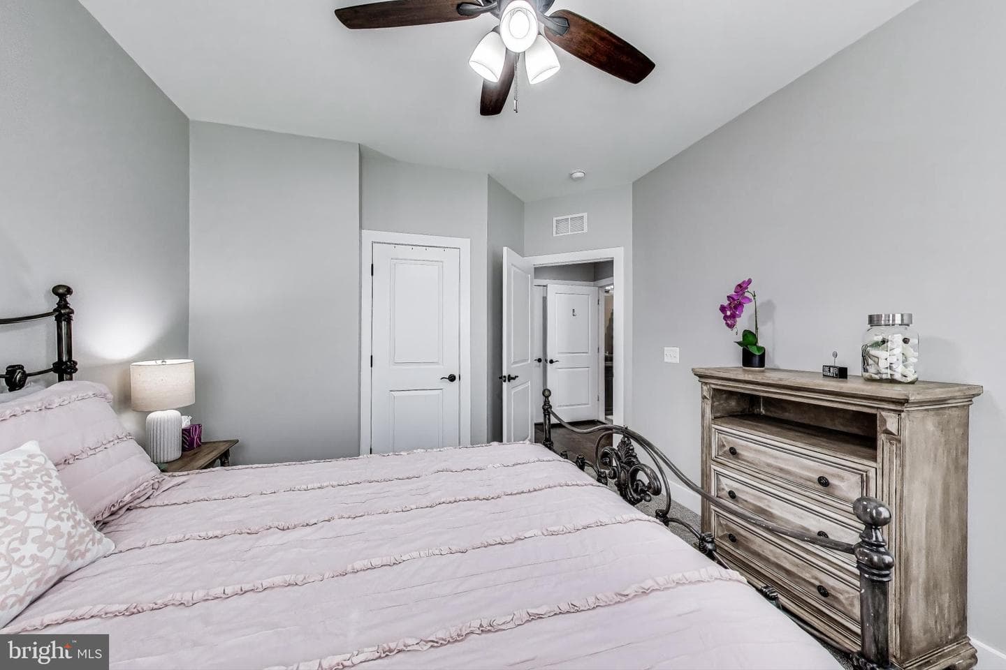 6103 Olivet Drive photo 38