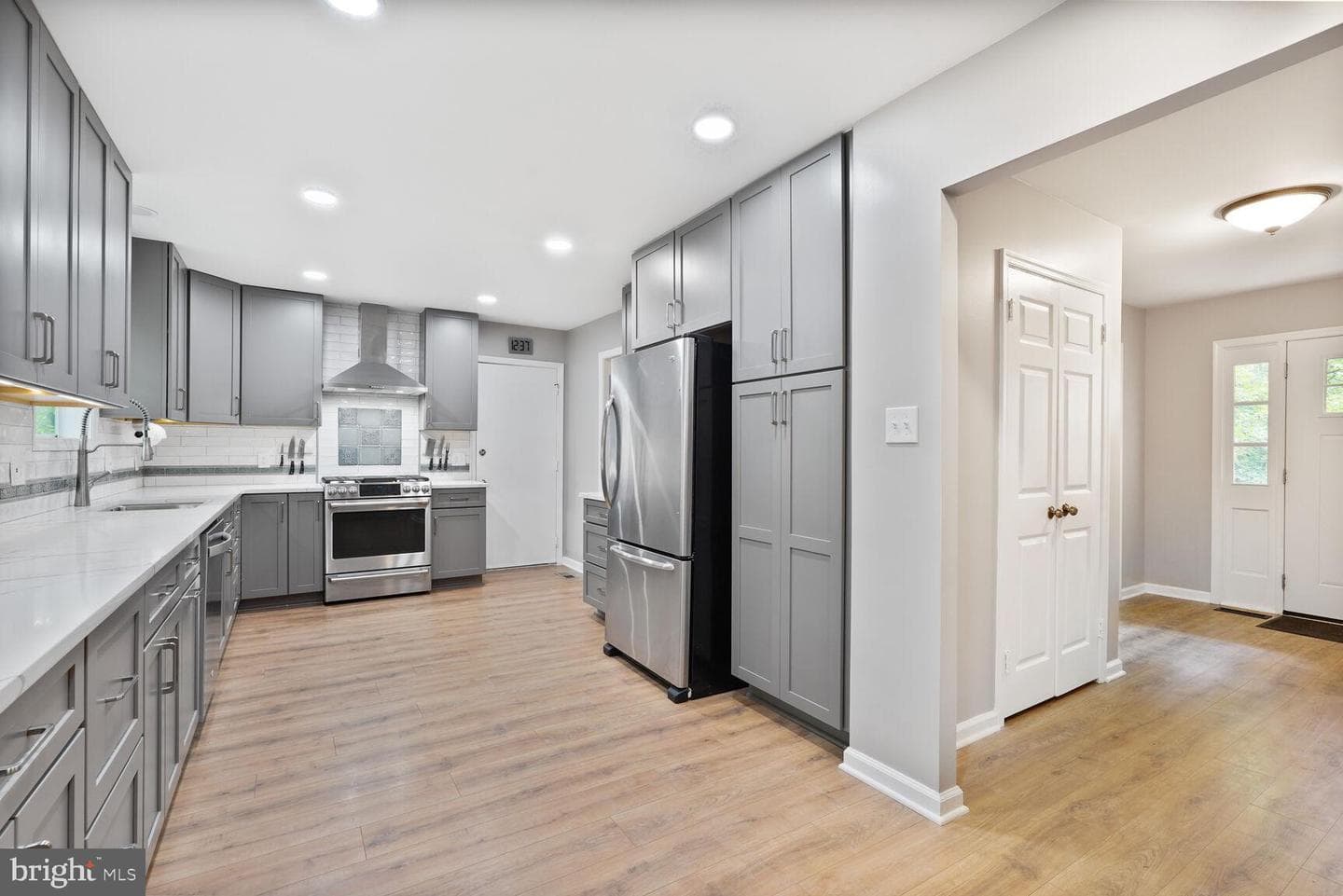 6507 Tiburon Court photo 7
