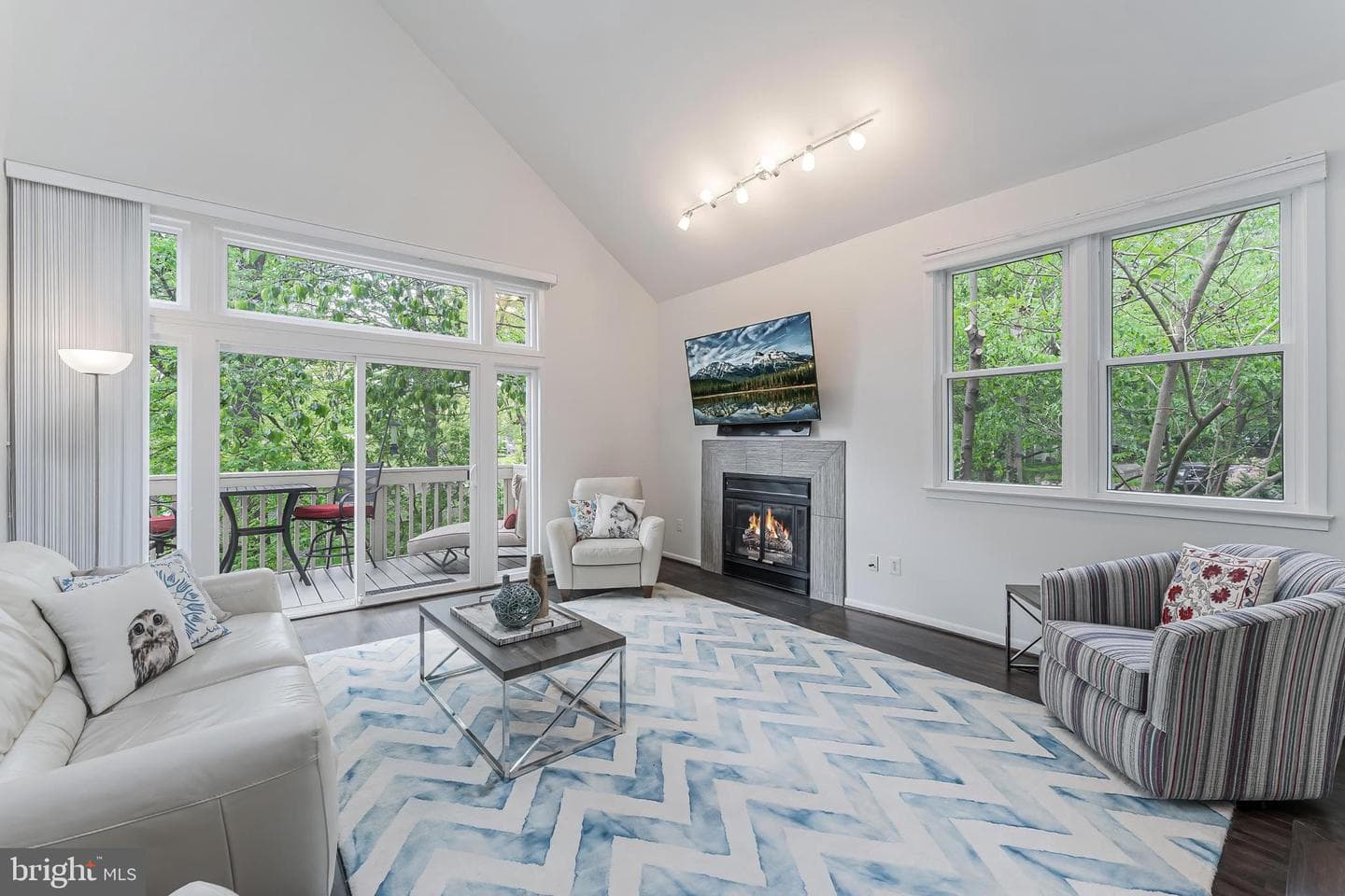 11135 Watermans Drive photo 8
