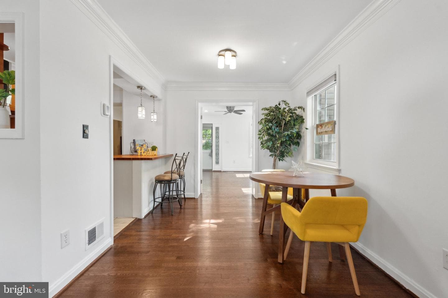 2304 Riverview Terrace photo 7