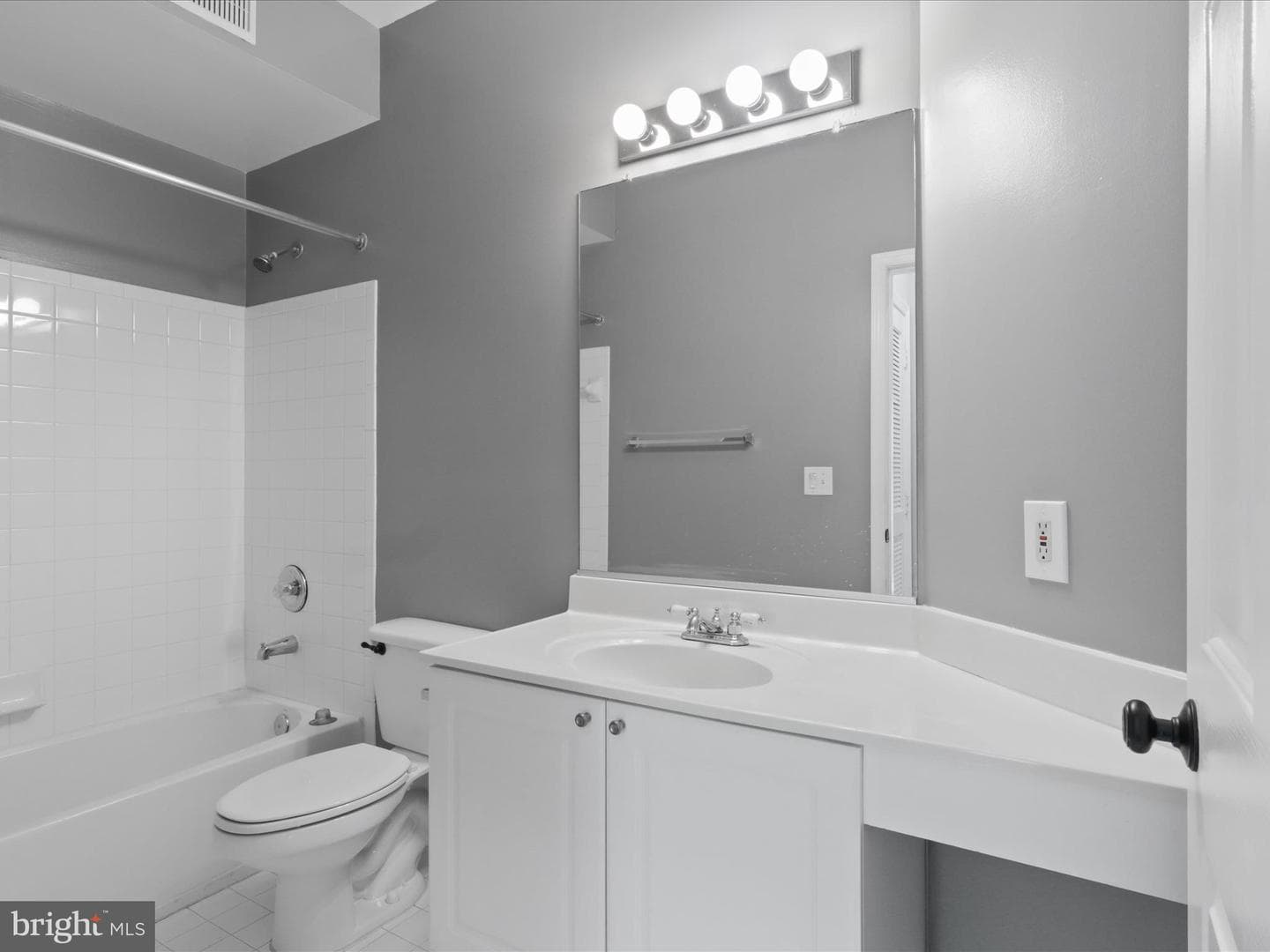 5982 Founders Hill Court #201 photo 21
