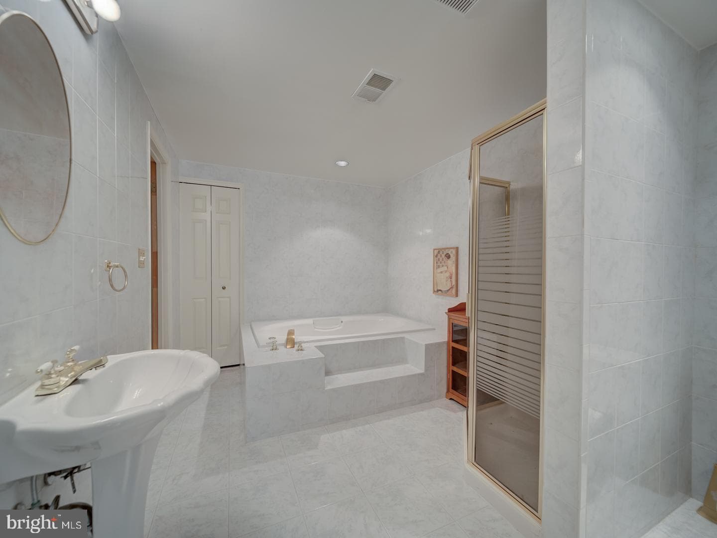 1203 Forestville Drive photo 32