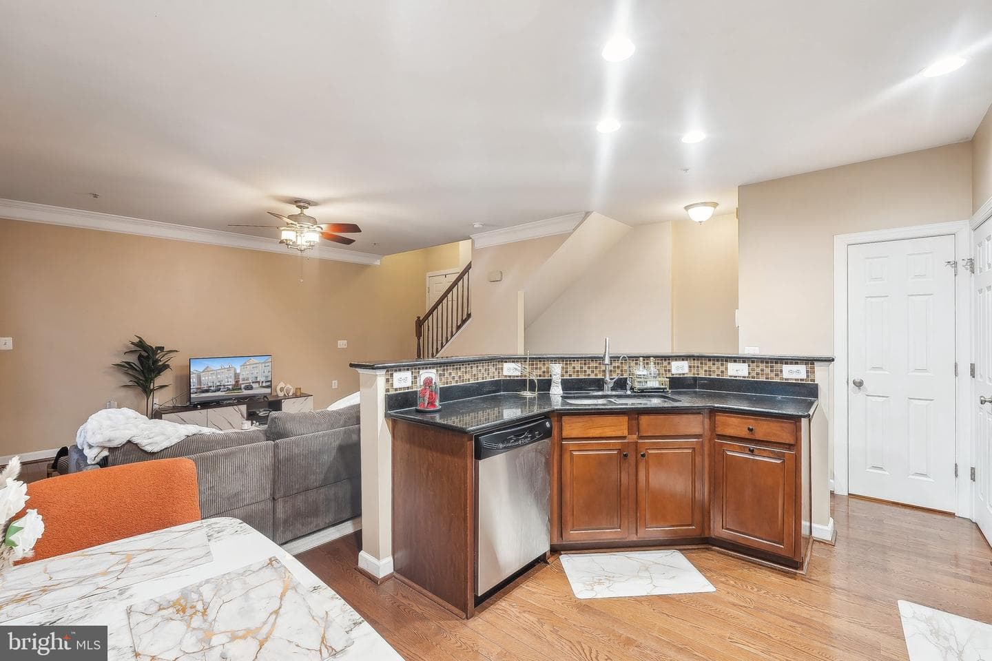13660 Venturi Lane #216 photo 6