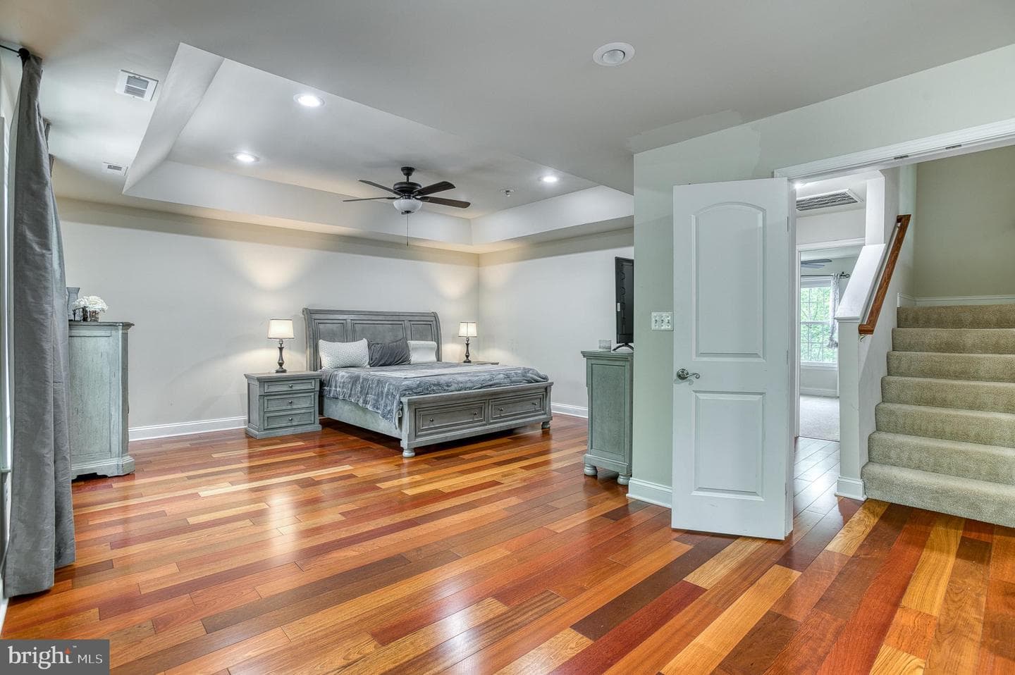 7140 Barry Road photo 23