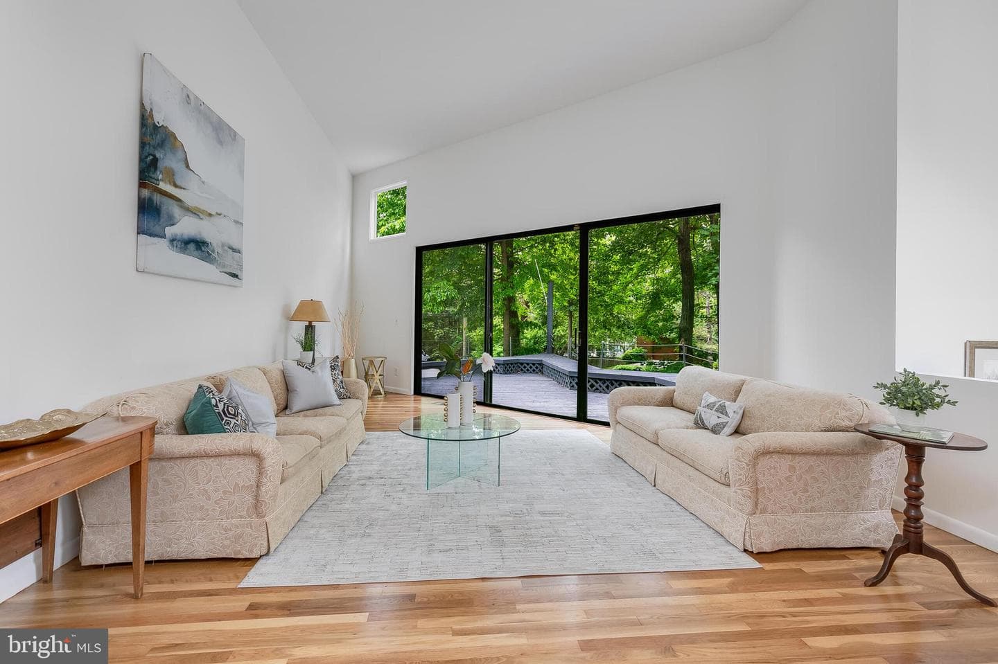 6885 Melrose Drive photo 4