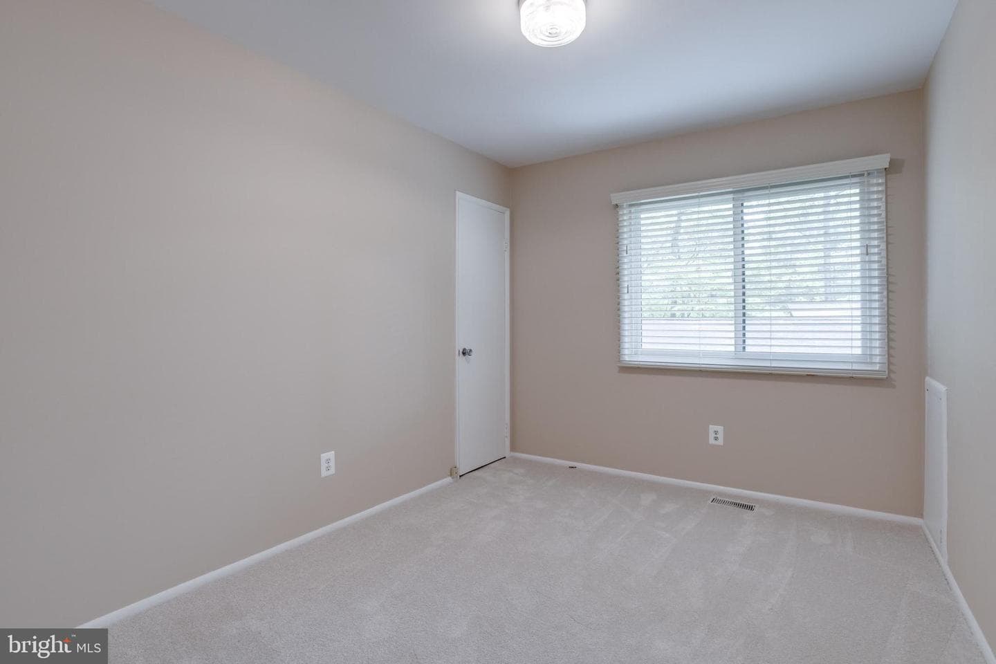 8608 Battailles Court photo 26