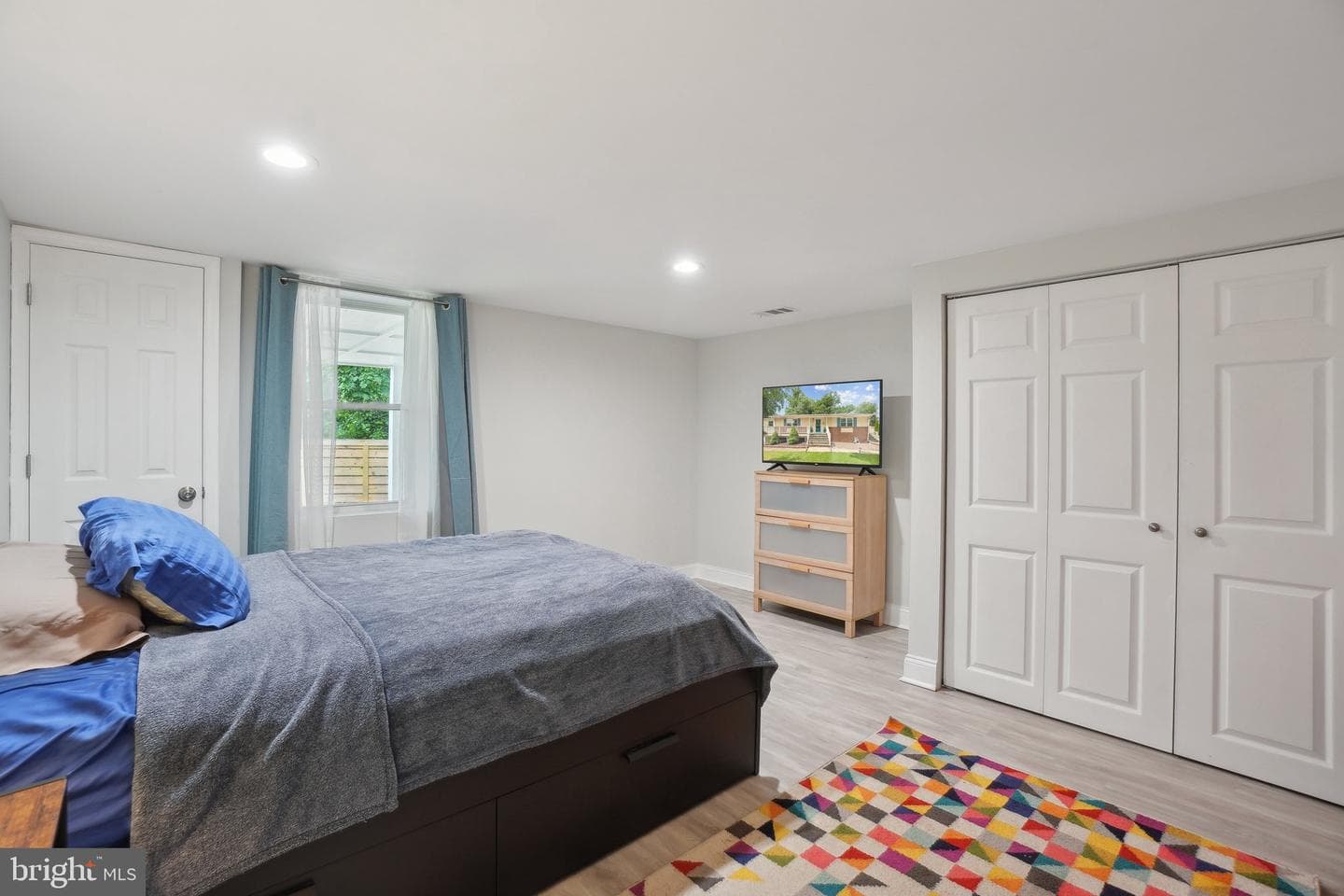 5728 Sunbury Drive photo 22