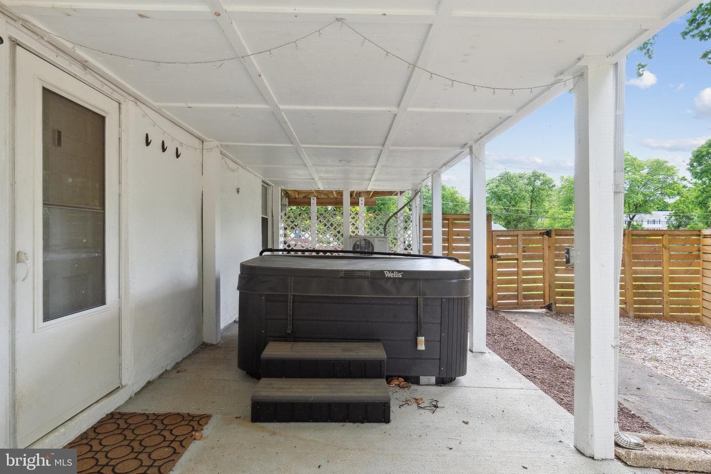 5728 Sunbury Drive photo 31