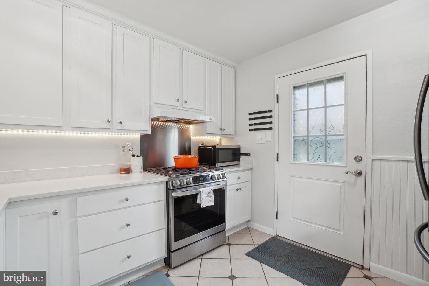 5728 Sunbury Drive photo 9