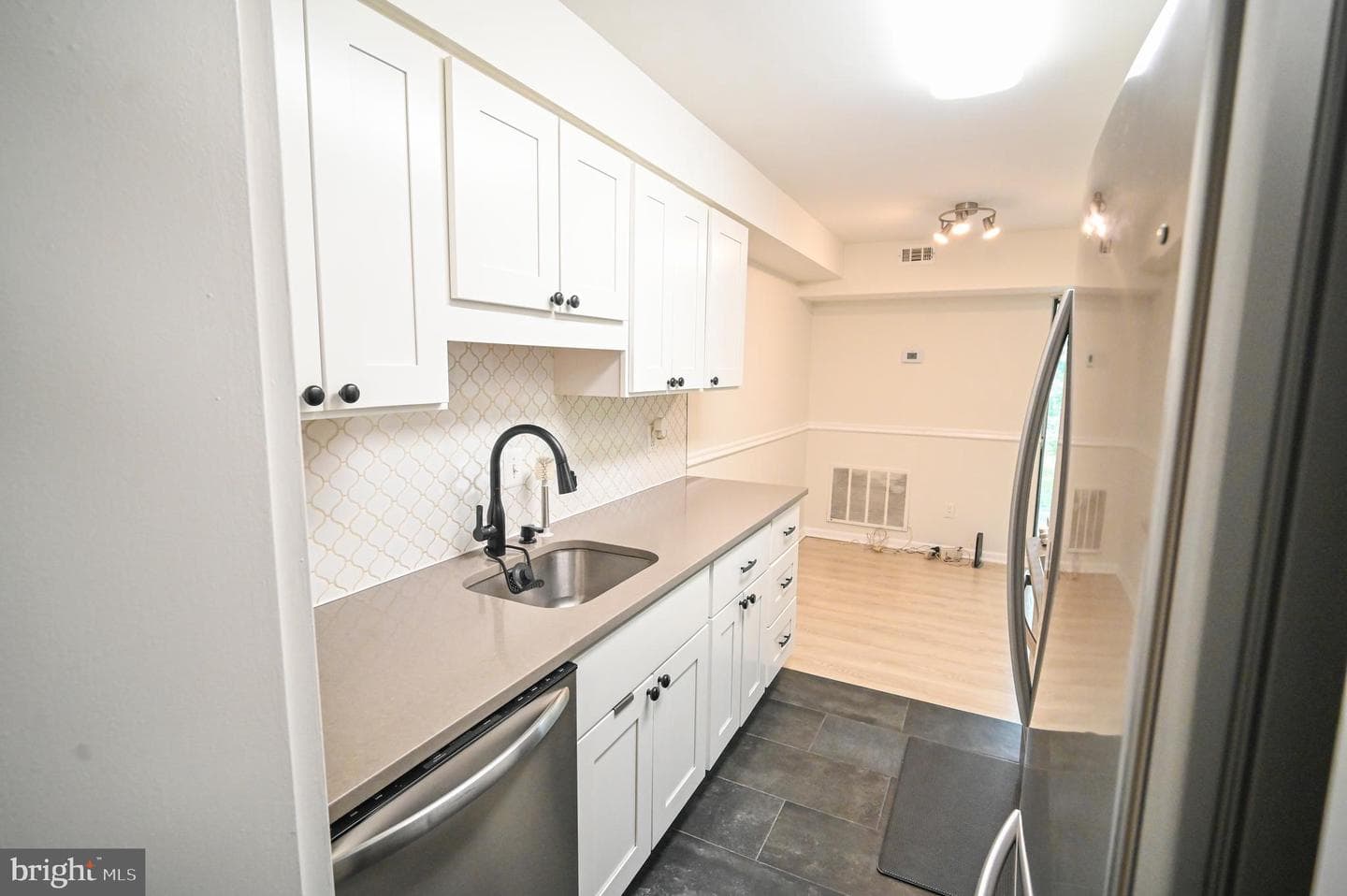 2329 Freetown Court #2b photo 19