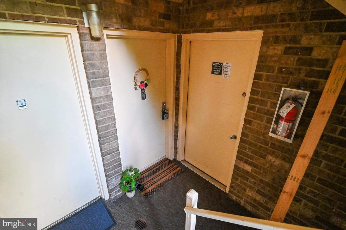 2329 Freetown Court #2b photo 2