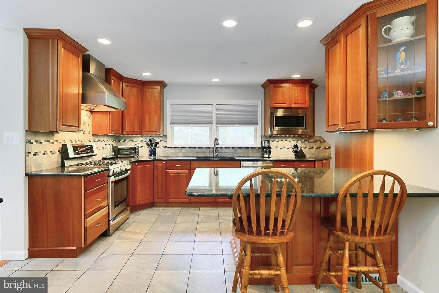 10621 Old Colchester Road photo 2