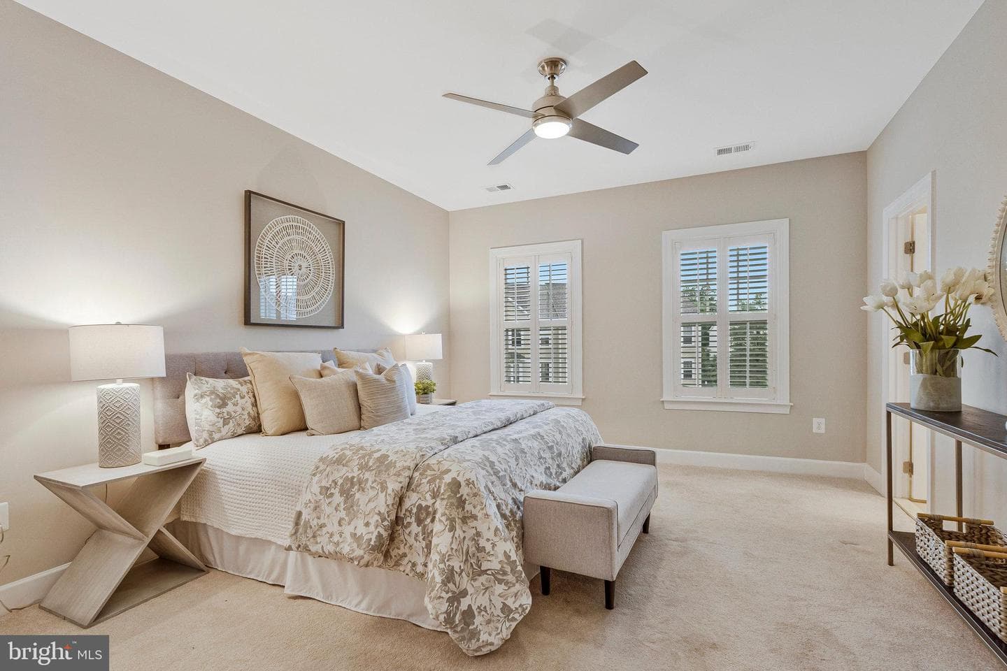 109 Anthem Avenue photo 18