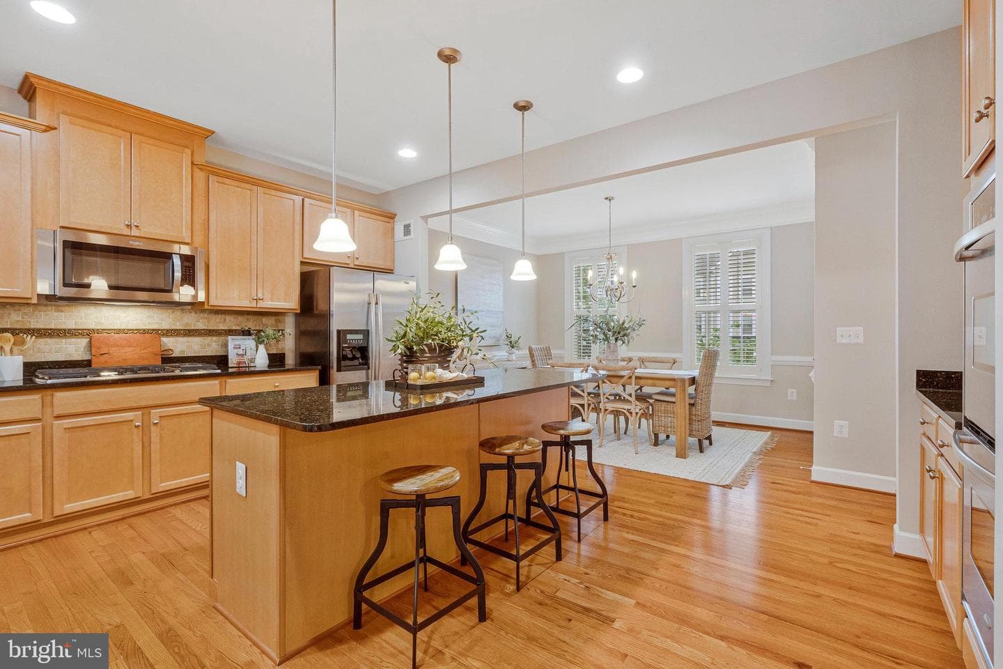 109 Anthem Avenue photo 9