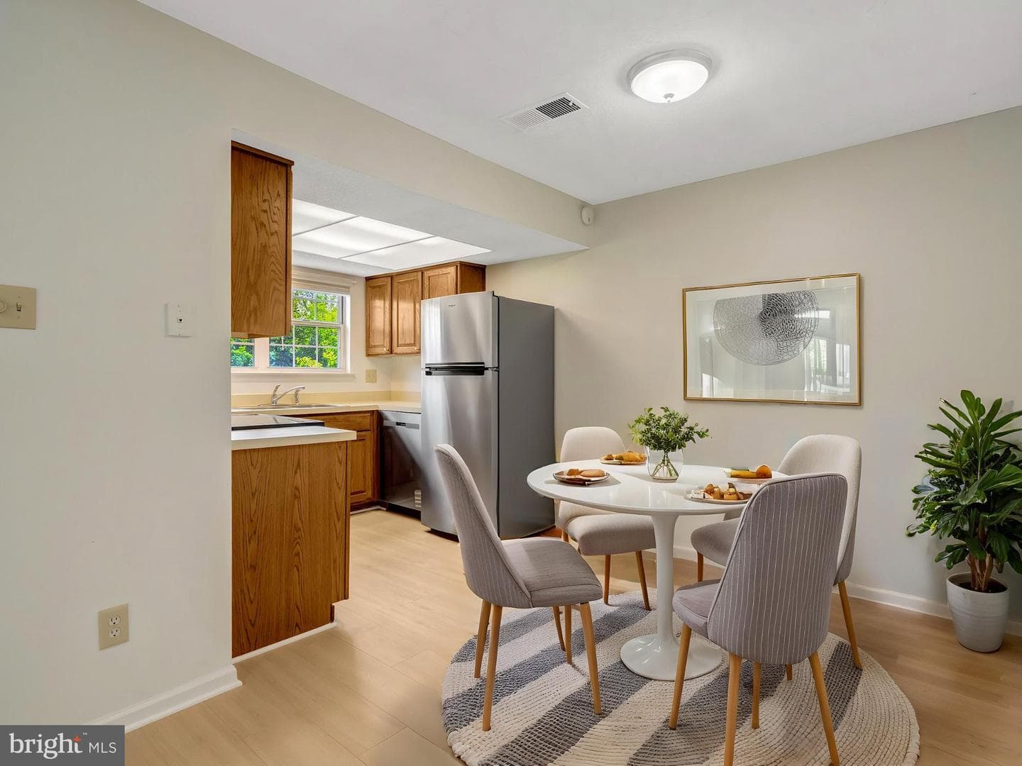12106 Green Leaf Court #102 photo 4