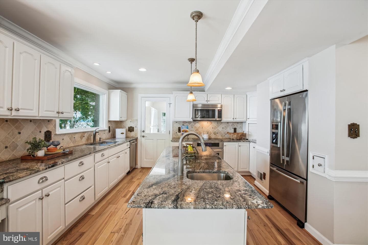 11801 River Drive photo 22