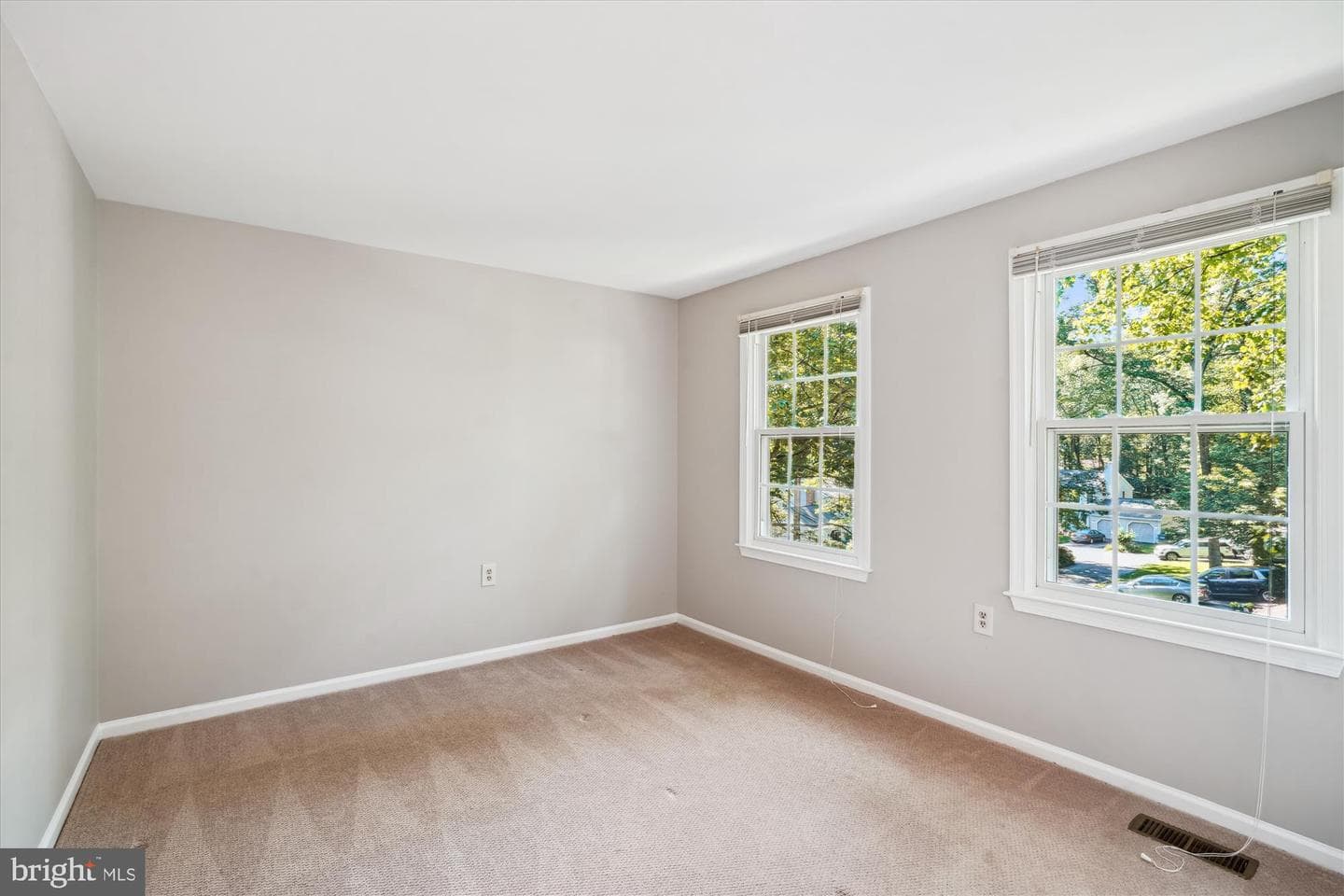 5938 New England Woods Drive photo 27