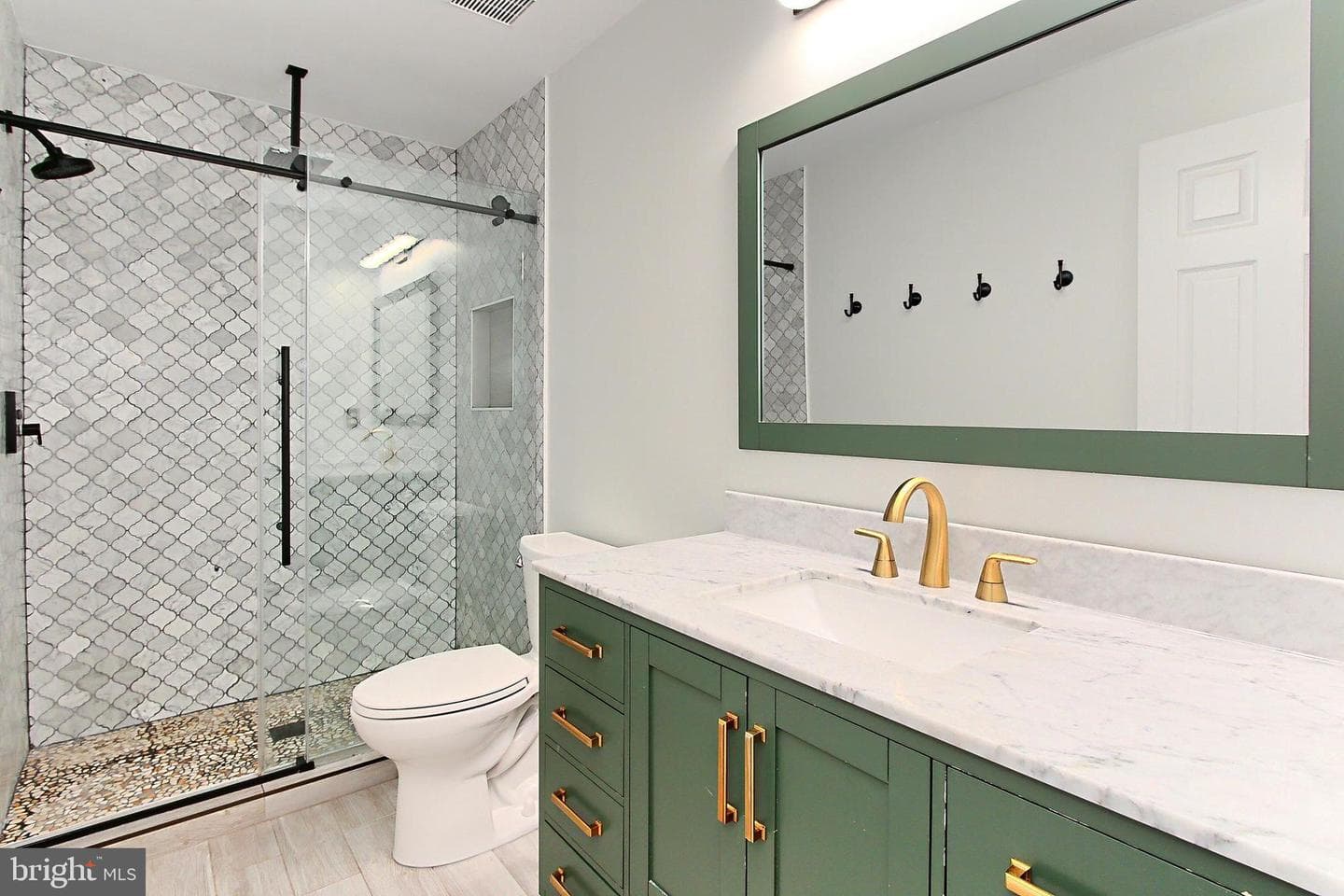 15420 Cedarhurst Court photo 28