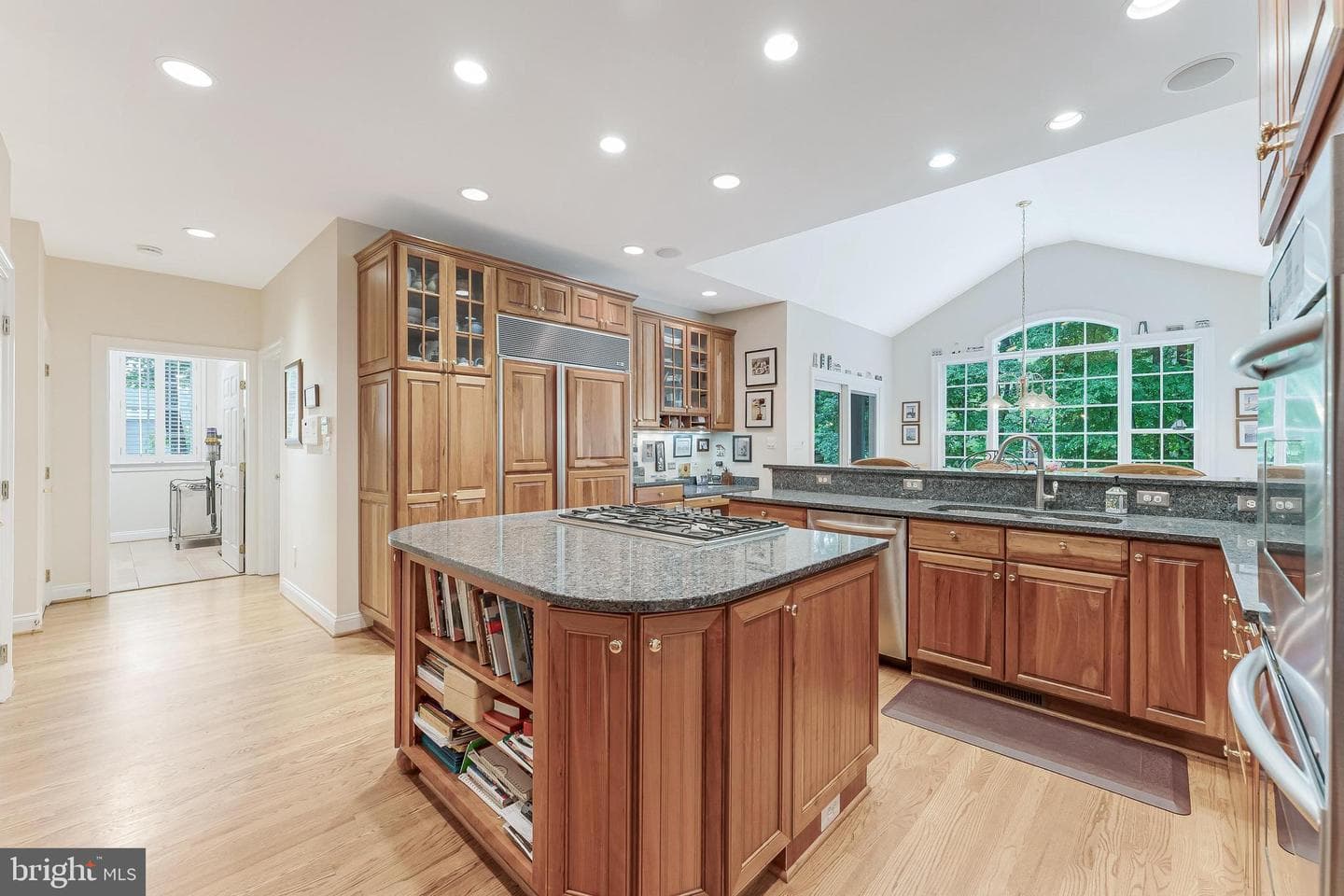 11709 Pine Tree Drive photo 114