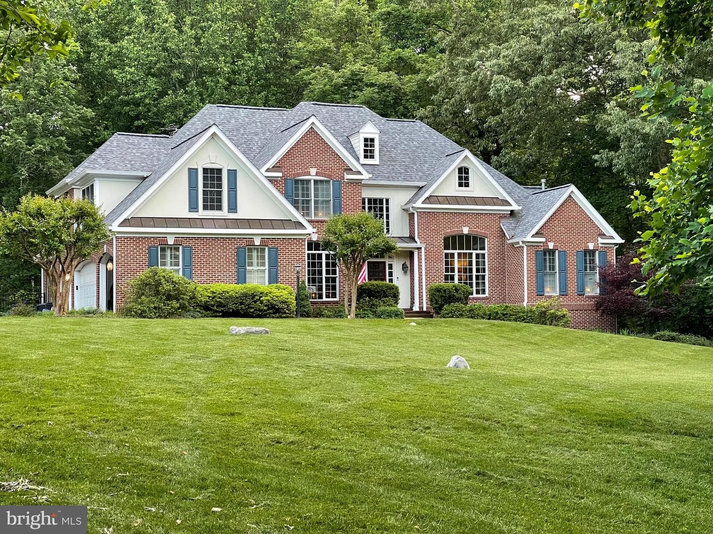 11709 Pine Tree Drive photo 9