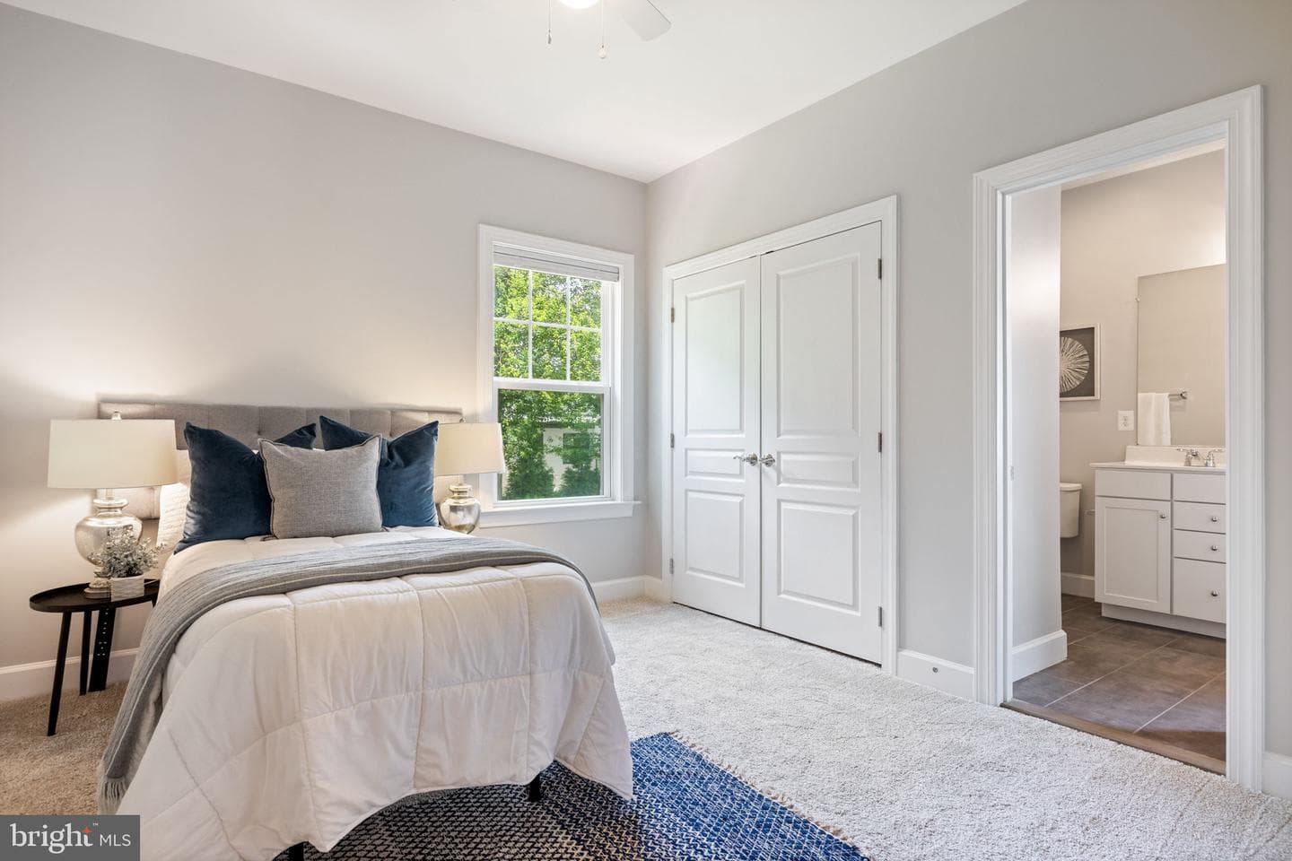 415 Yeonas Drive SW photo 33