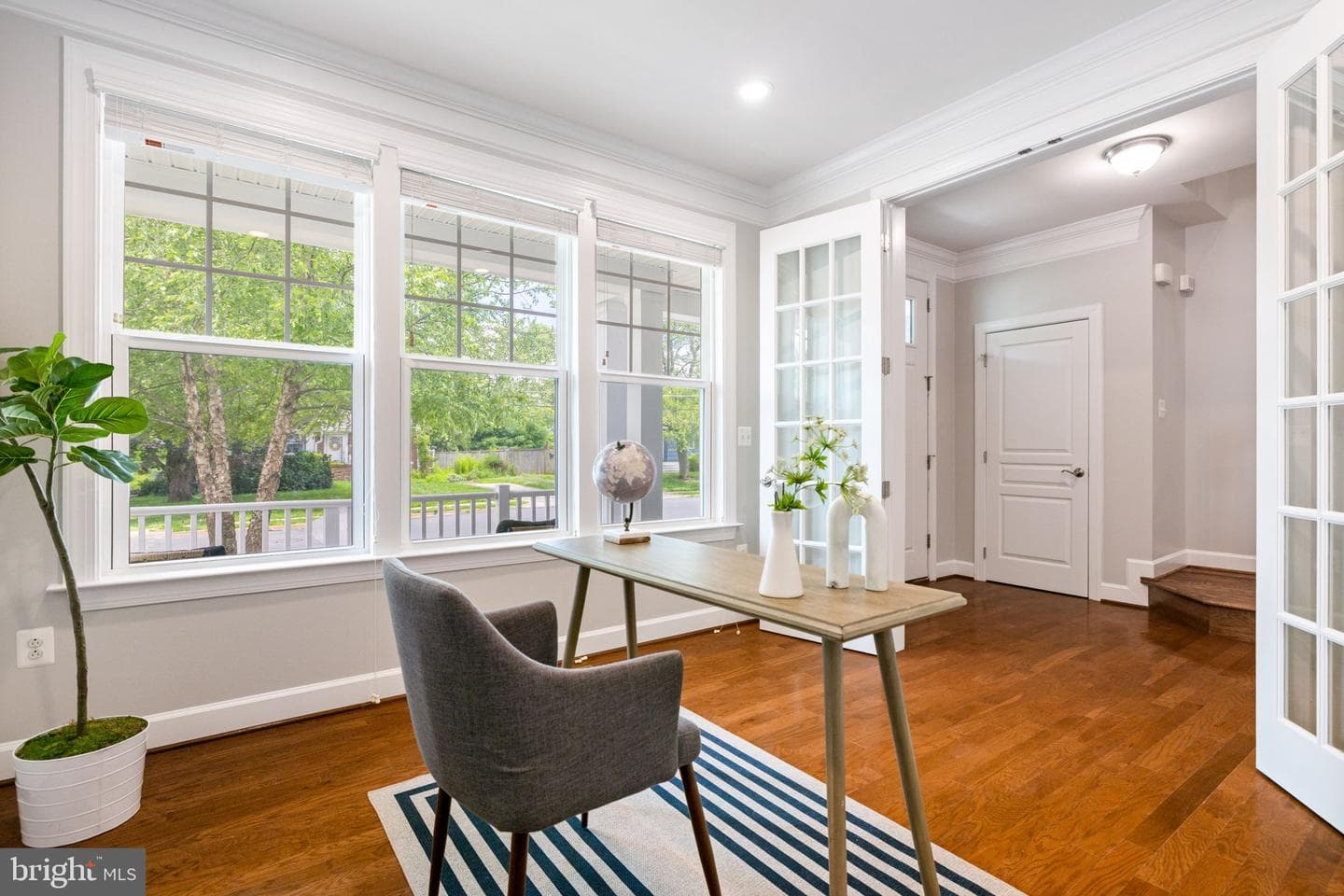 415 Yeonas Drive SW photo 4