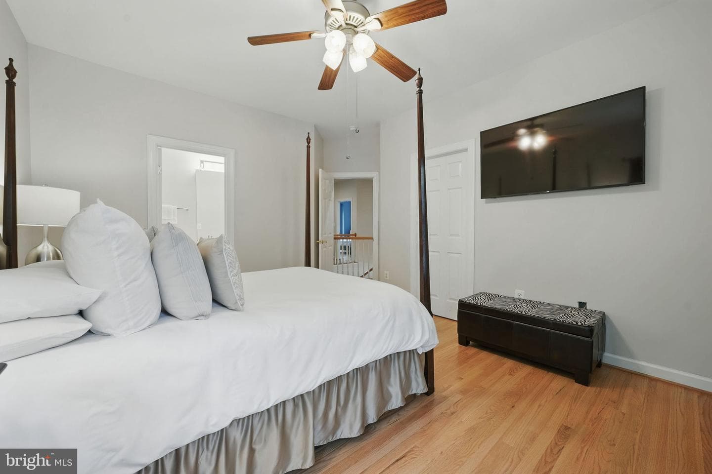 2108 Tysons Executive Court photo 35