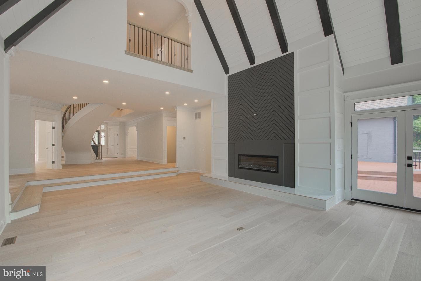 10124 Wendover Drive photo 6