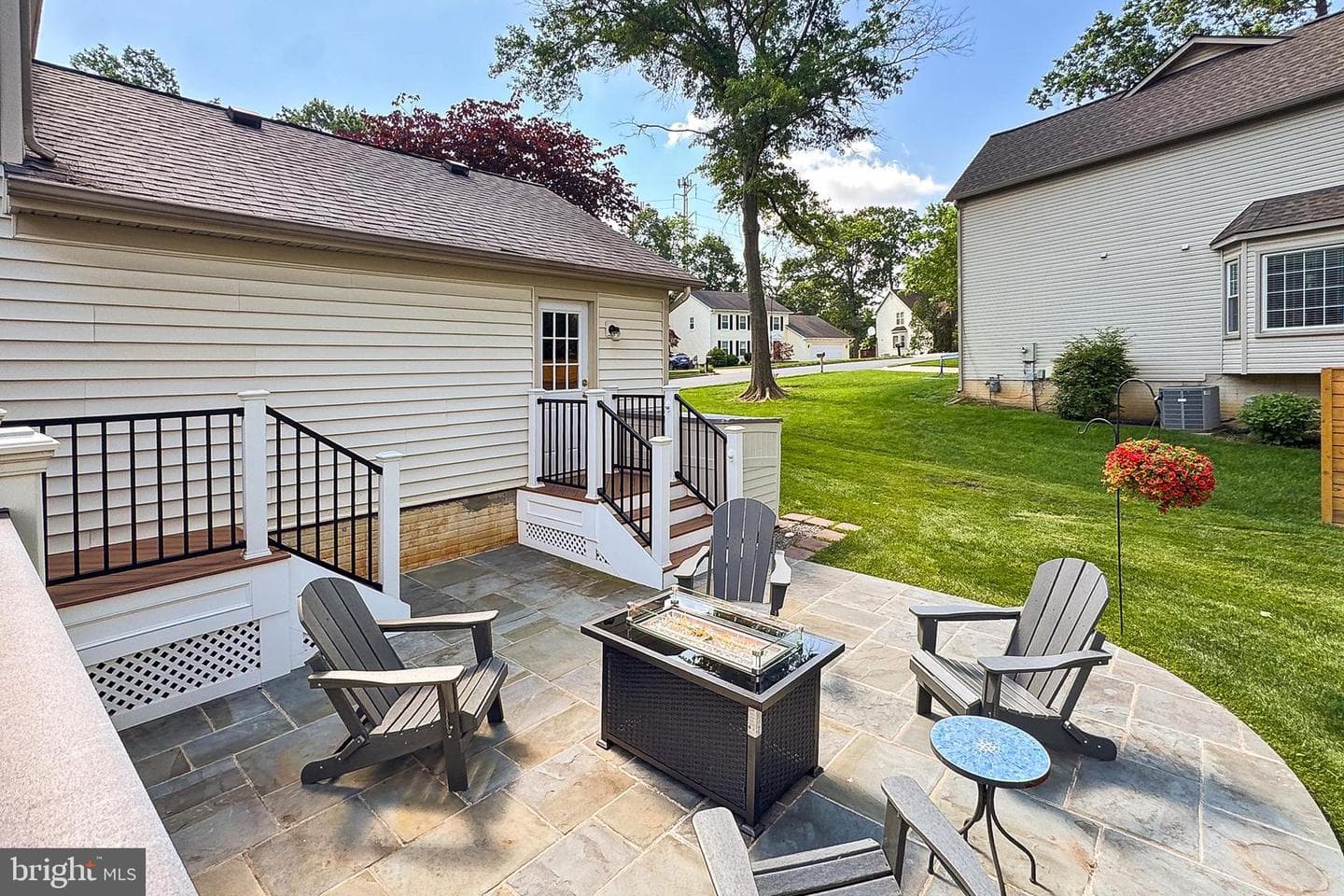 9516 Retriever Road photo 38