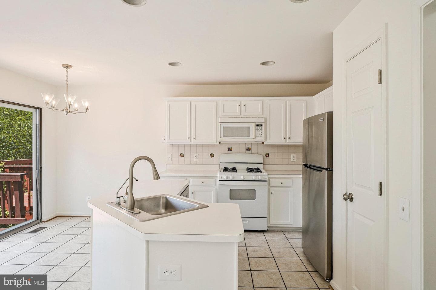 1019 Lexus Way photo 18
