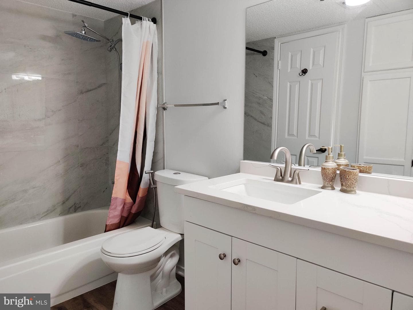 1504 Lincoln Way #305 photo 17