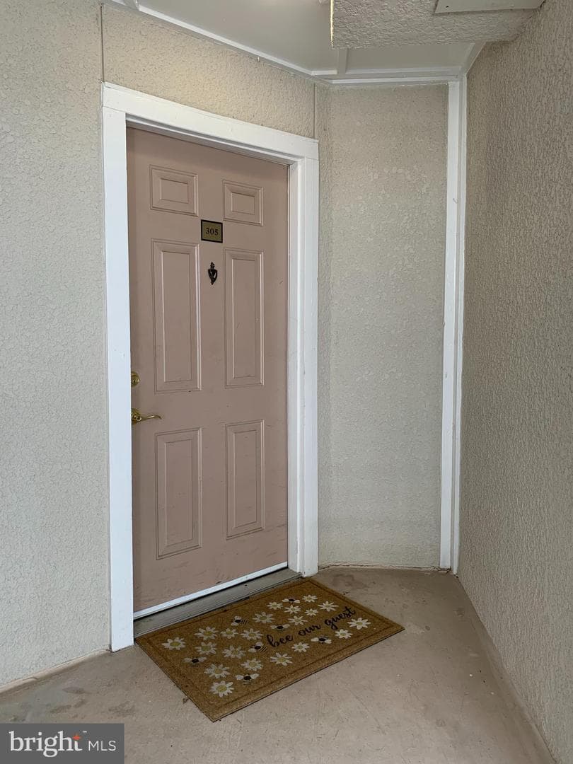1504 Lincoln Way #305 photo 19