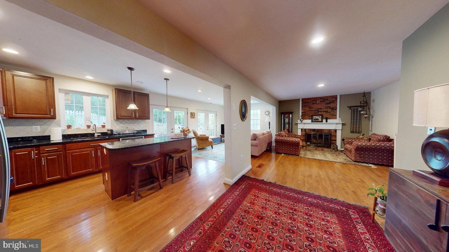 6219 Erman Street photo 5