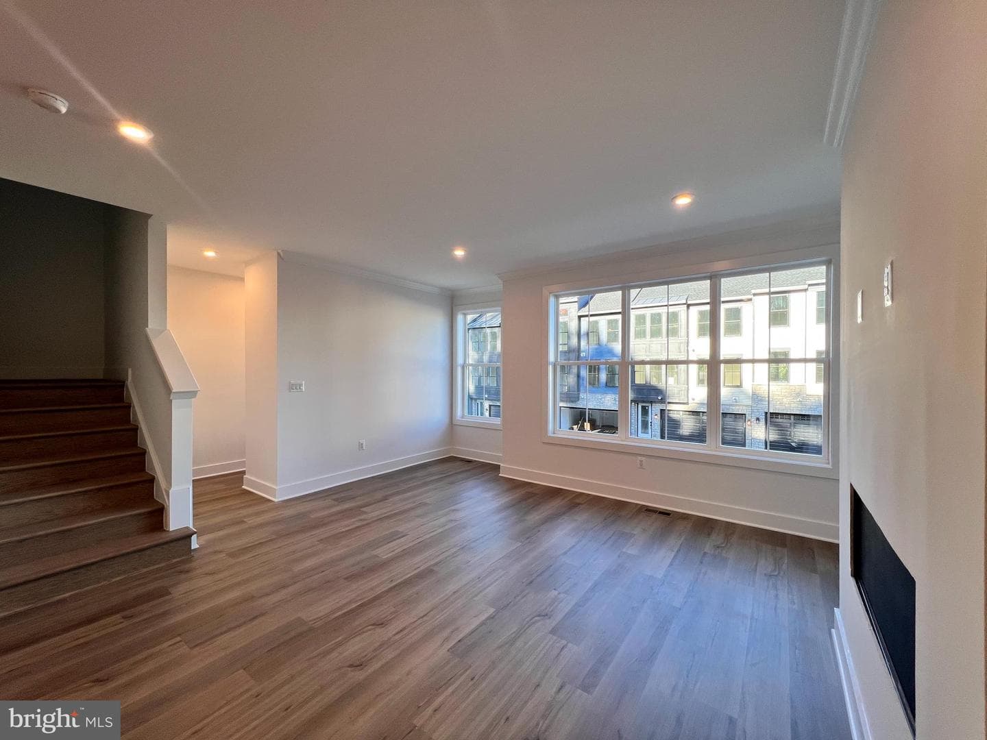 9426 Dandelion Drive photo 14